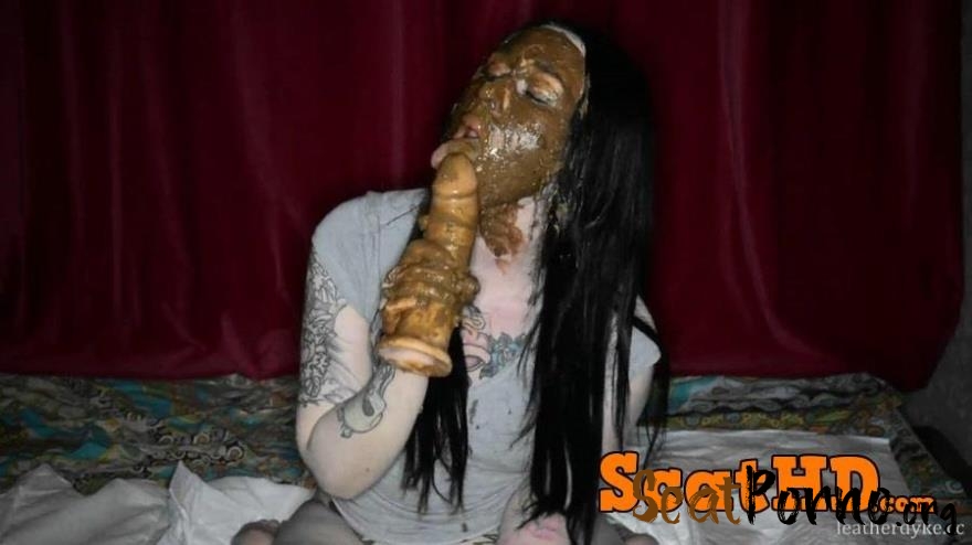 SweetBettyParlour (DirtyBetty) - Food From My Ass On My Face With Dildo