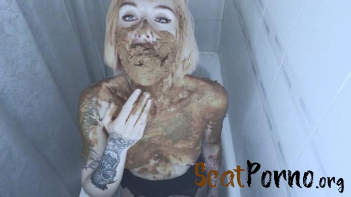 DirtyBetty - AMAZING Scat Play Full Smearing and Sucking