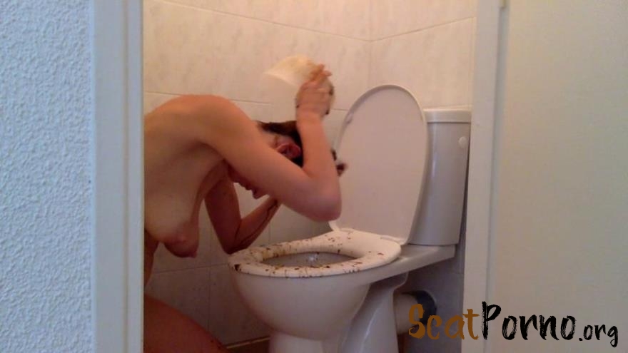 nastymarianne - Dirty time in the toilets