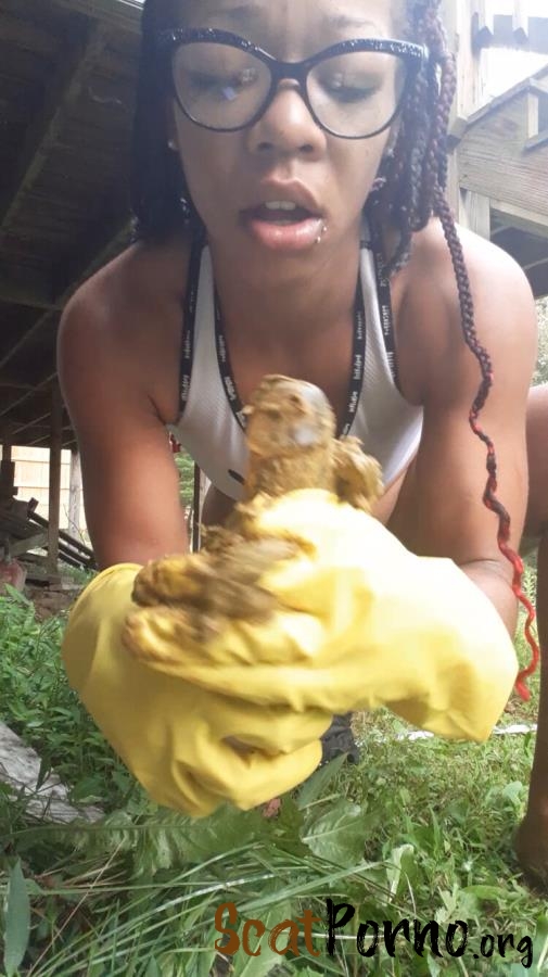 Ebony Ella - outside playing in poop and dildo. P1