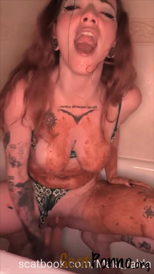 Spanish Malafalda Scat Smearing and Pussy Masturbation P1