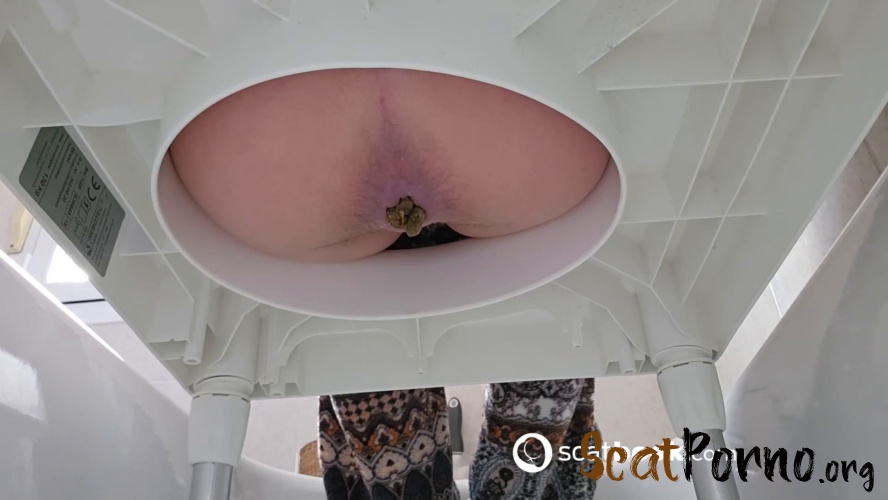 Pooping After 2 Days Without Doing It with Miss Lith Domina P1