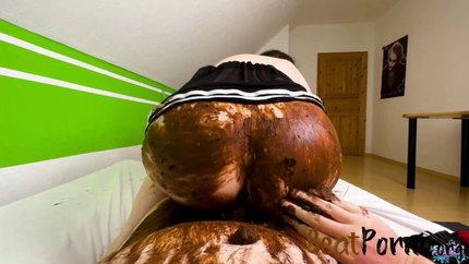 Girlfriend's Brown Surprise P1