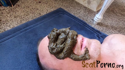 Goddess Zephy - Taking a Huge Shit on the Loser's Face