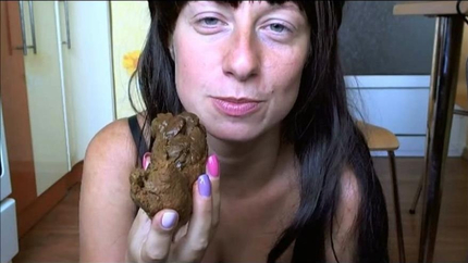 Santara - Deepthroat With Poo