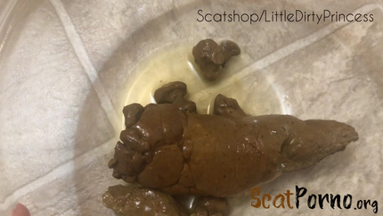 DirtyPrincess - Wide poop into a bowl