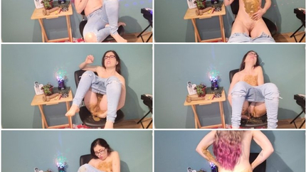 Nerdy Faery - Levis Shit and Smear Masturbation