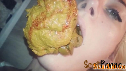 Elecebra Club - Mass Shit in blood swallow