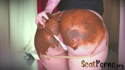 SweetBettyParlour - Loud, fragrant farting + sweet soiled panties