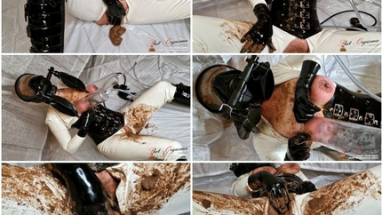 Scat Slut-Orgasma Celeste extreme scat play in white rubber catsuit and ...