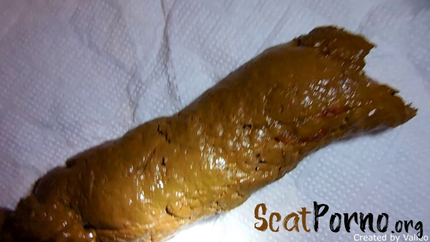 MiaRoxxx - 141 Sujmmer skirt, spread, poop!