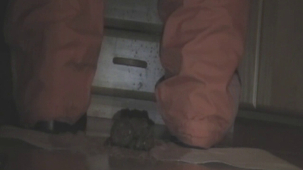Full Poop girl got the floor dirty. P1
