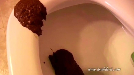 Ana Didovic - Titanic Poopers
