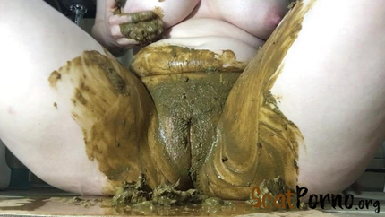 ChubbiBunni - Poop Play Masturbation