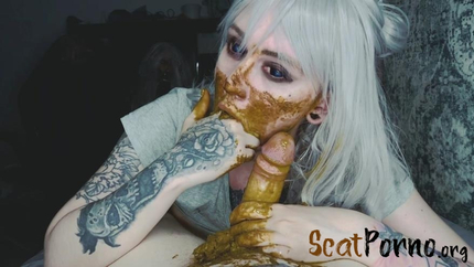 DirtyBetty - Scat + piss drinking + dirty blowjob