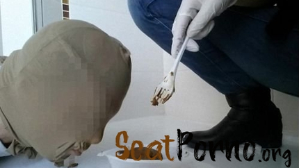 KassianeArquetti - Very hard Scat feeding Sehr harte KV Futterung