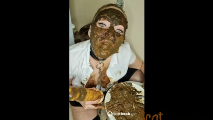 Scat Lina - Scatmania - Fucking My Shity Mouth