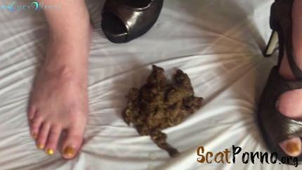 goddesslucy - Shit in high heel stiletto sandals