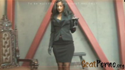 Mistress Delilah, Mistress T - Learn to Eat