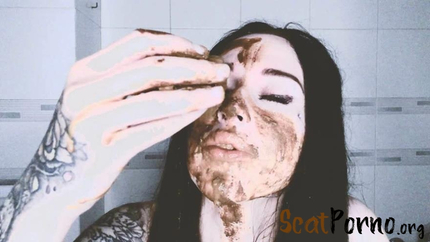 Bathroom SCAT play adventures with DirtyBetty