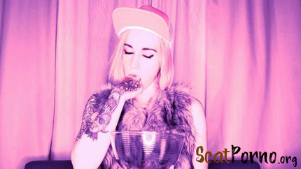 Banana milk shake for you with DirtyBetty
