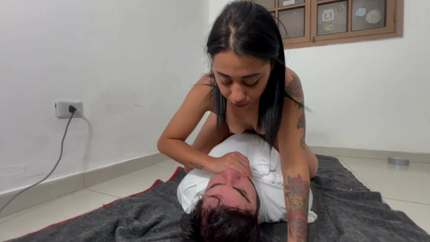 PINNED HANDSMOTHER 14 (BONDAGE)