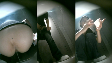 CHINESE GIRL VOMIT AFTER SHE PISS