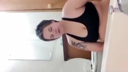 DRUNK BBW PUKES IN BATHTUB