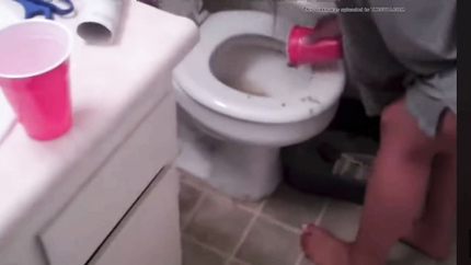 GIRL VOMITS - VIDEO 7
