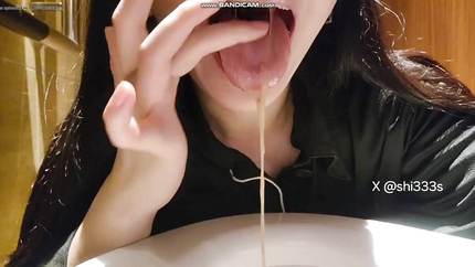 GIRL VOMIT - VIDEO 79