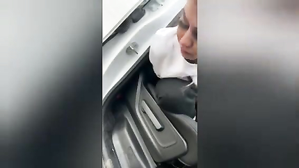 GIRL FEELS CARSICK