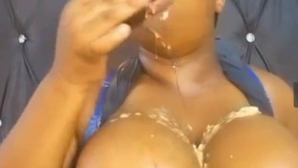 HUGE DILDO PUKER