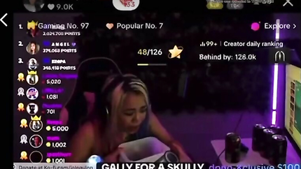 STREAMER GIRL VOMITS PART 2