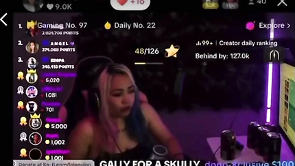 STREAMER GIRL VOMITS PART 2