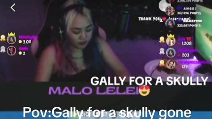 STREAMER GIRL VOMITS PART 1
