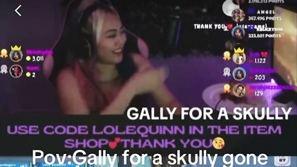 STREAMER GIRL VOMITS PART 1