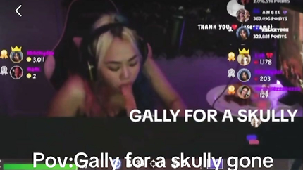 STREAMER GIRL VOMITS PART 1