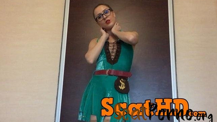 EllaGilbert (Ella Gilbert) - Happy Shitty Halloween