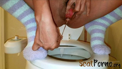 littlefuckslut - Bathtub & Toilet Shit Duo