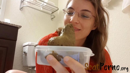 What a cute turd with LittleMissKinky