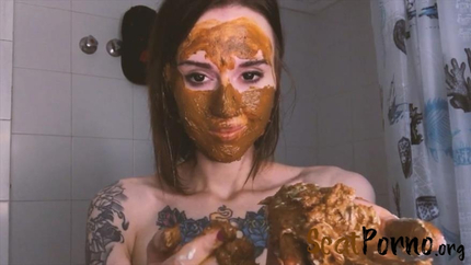 Eat me, little bitch! I'm your sweety with DirtyBetty