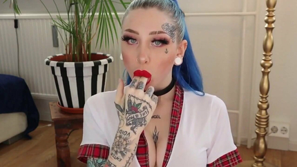 PUKE ON FINGER