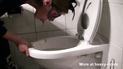 2 PURGE TOILET SCENES..