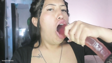 NERAKVORE PUKEWHORE