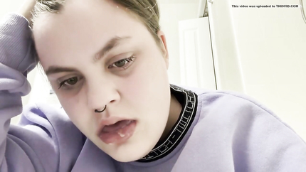 PUKING CUTE GIRL ✨