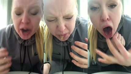 BLONDIE MAKES HERSELF VOMIT