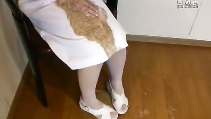 MESSY JAPANESE VOMITING 2..