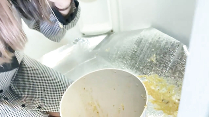 PRETTY JAPANESE GIRL PUKES A LOT