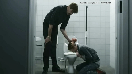 GERMAN DRUNK GIRL PUKING A LOT