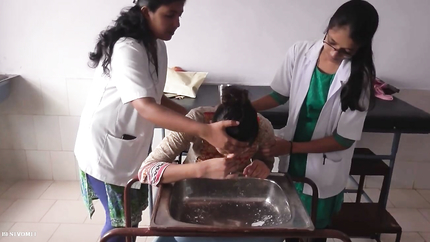 INDIAN WOMAN PUKES 20+ TIMES